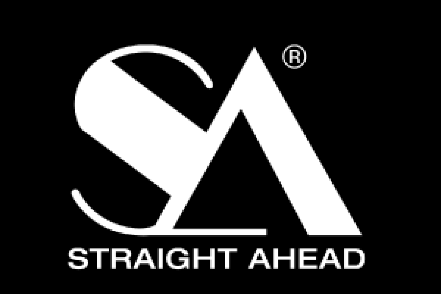 Straight Ahead en City Mall Alajuela